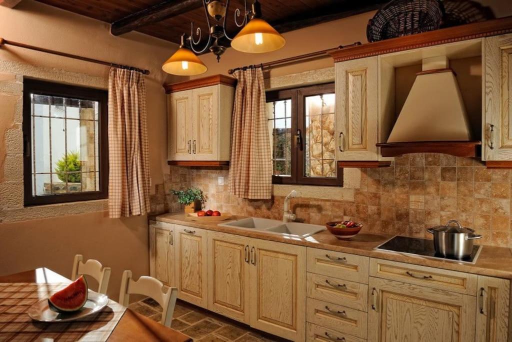 Villa Stone House With Sea View Achlia Esterno foto